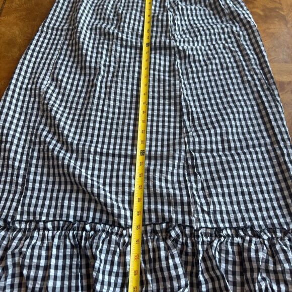 Black and White Gingham Skirt - Picture 8 of 11